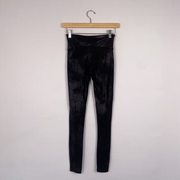 SPANX Faux Leather Leggings in Black Small - Picture 5 of 7